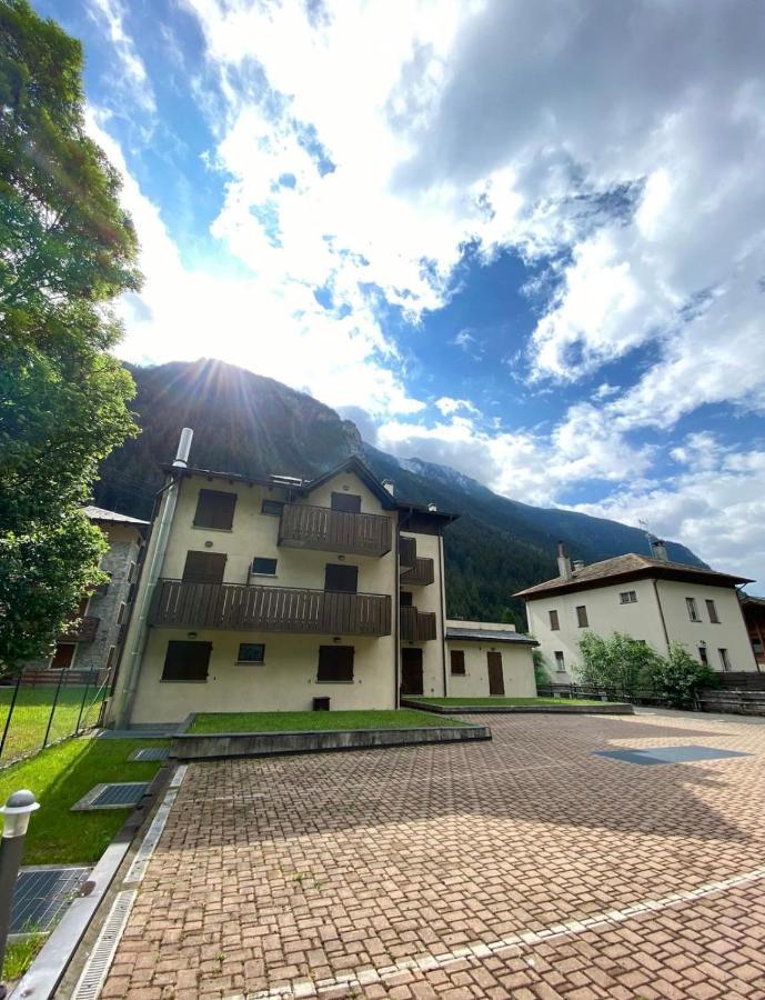Bianchina - Bilocale Con Giardino Privato Apartment Валдисото Екстериор снимка